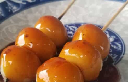 Mitarashi dango